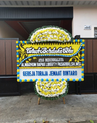 Papan Bunga Duka di Kebon Kacang
